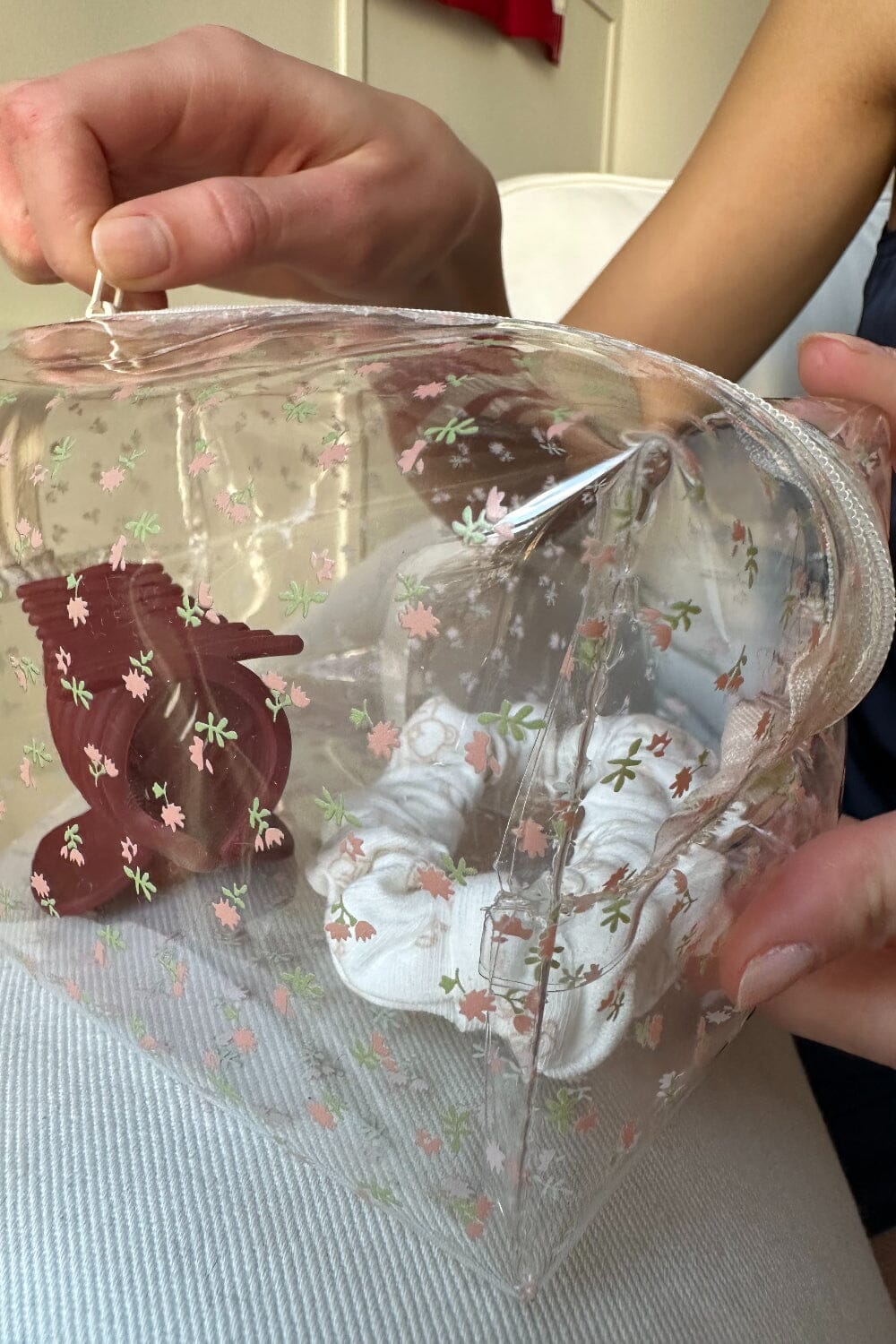 Stylish Pink Floral Cosmetic Pouch