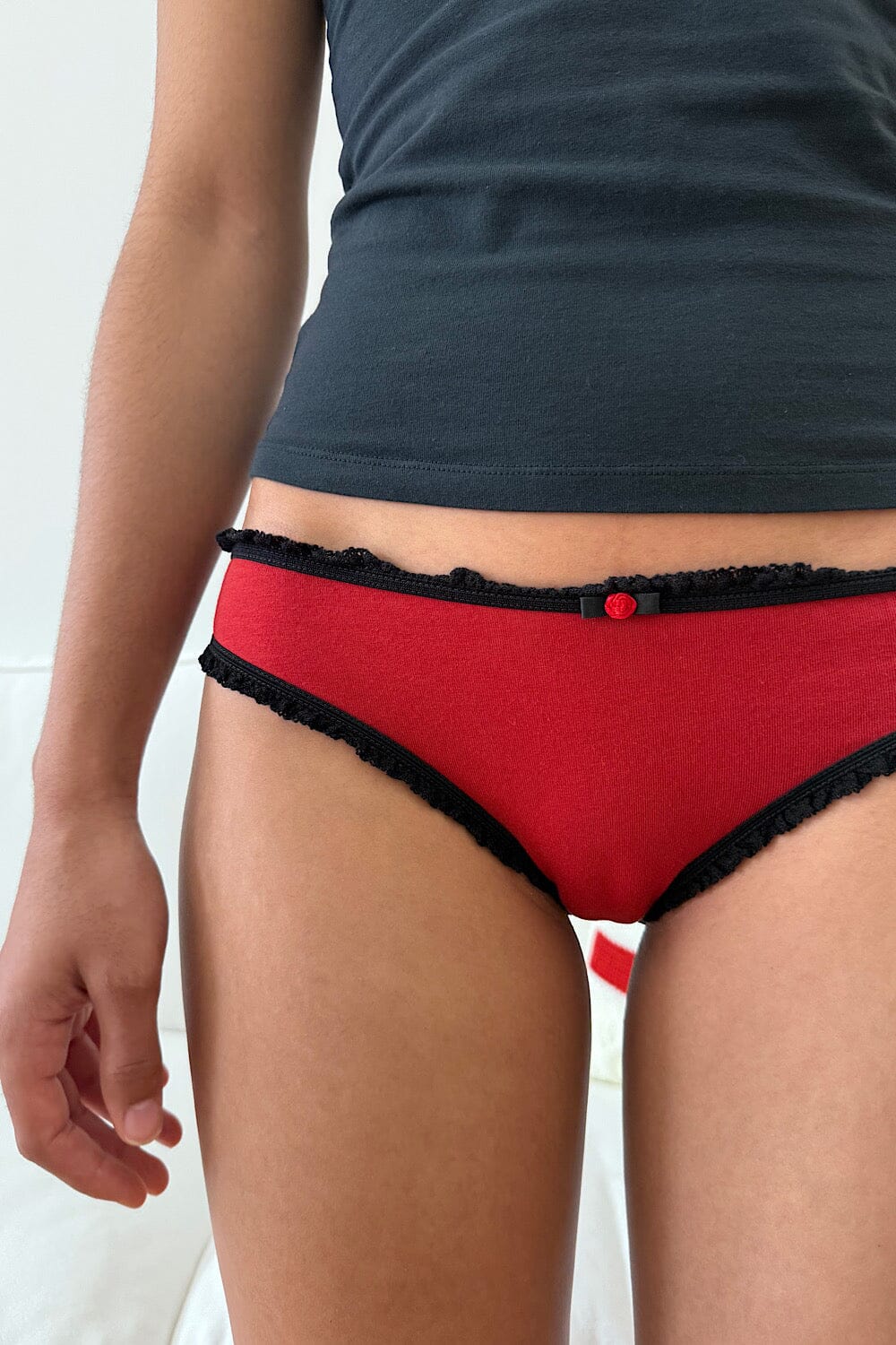 Comfortable Scallop Lace Underwear