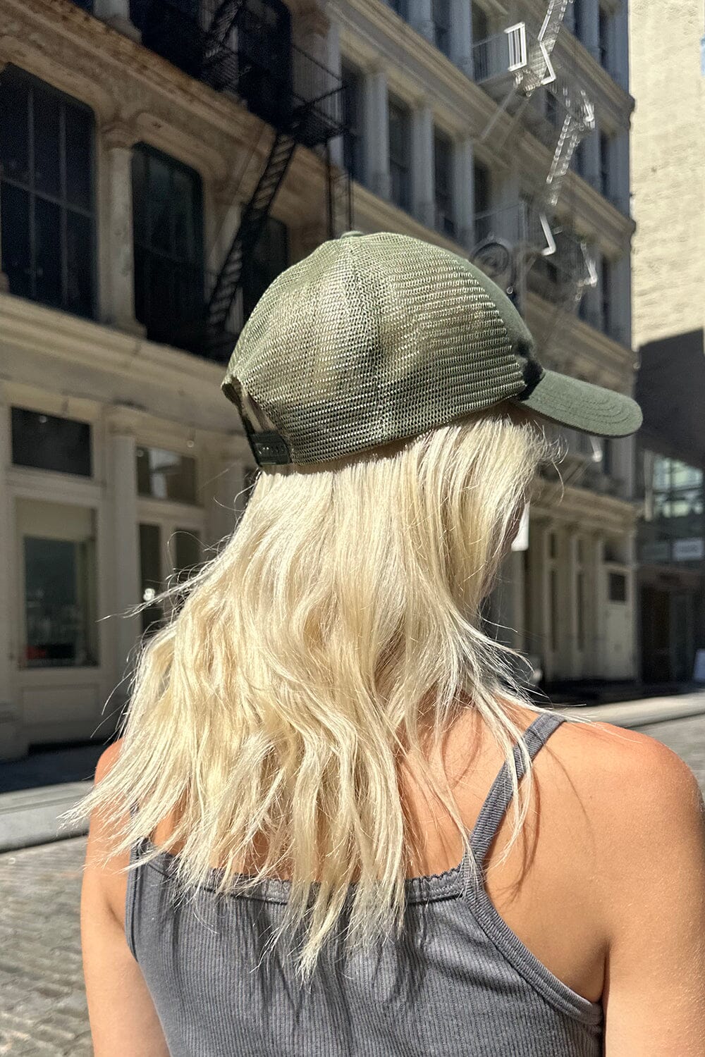 Stylish Katherine Mesh Cap for Everyday Wear
