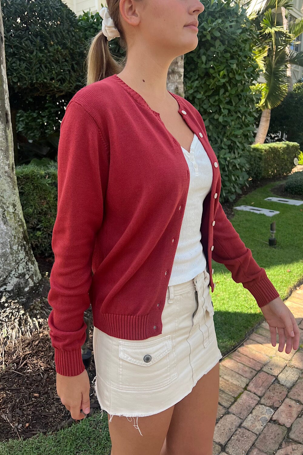 Stylish Amalie Cardigan for Everyday Comfort