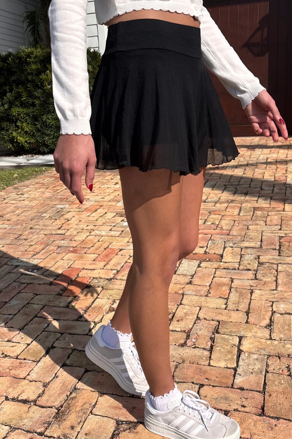 Kimi Flowy Mini Skirt - Stylish & Comfortable