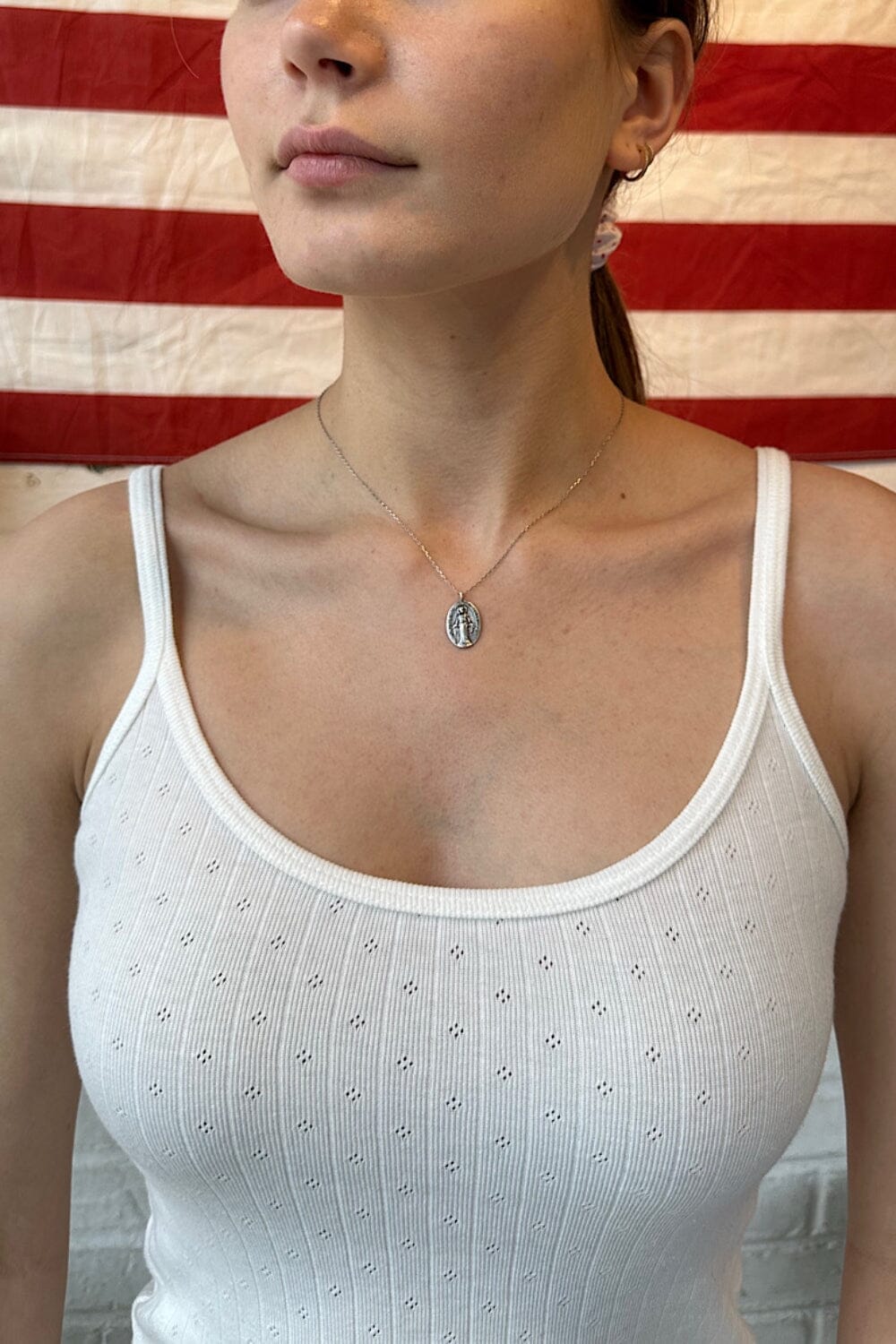 Virgin Mary Pendant Necklace for Faith