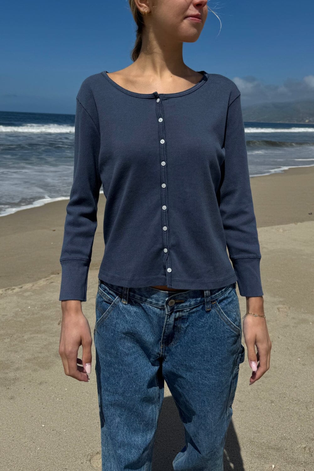 Stylish Amalie Cardigan for Everyday Comfort
